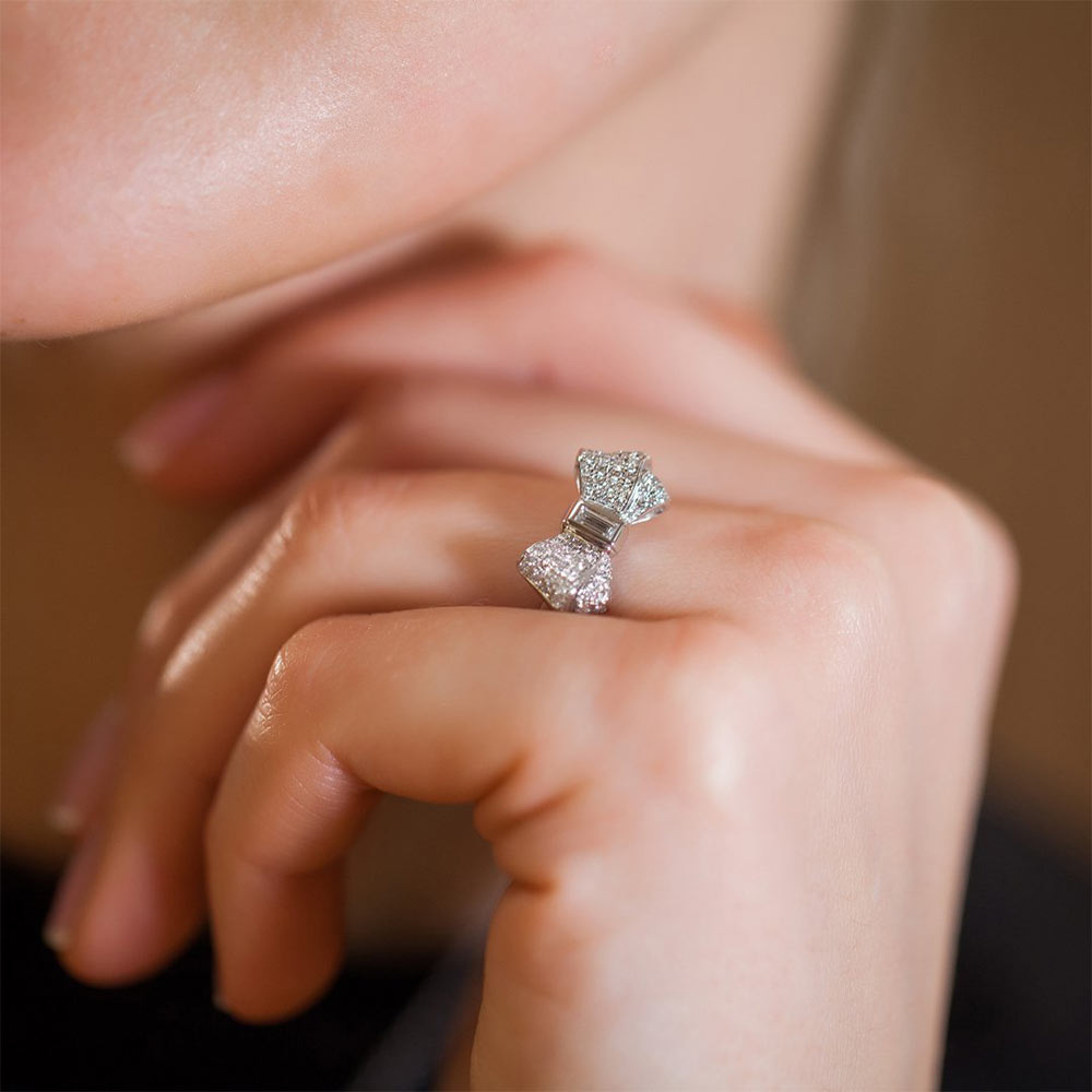 Кольцо Chopard Happy Diamonds Themes