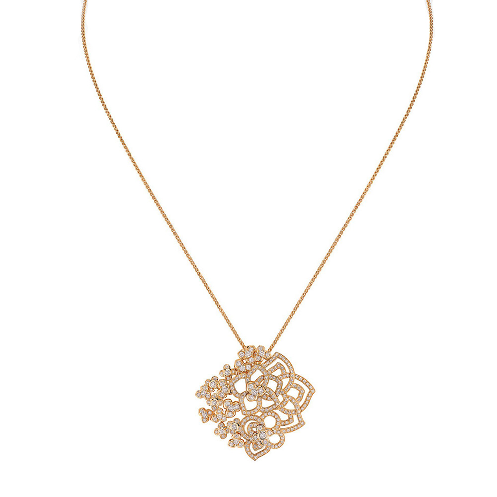 Кулон Chaumet Hortensia с бриллиантами