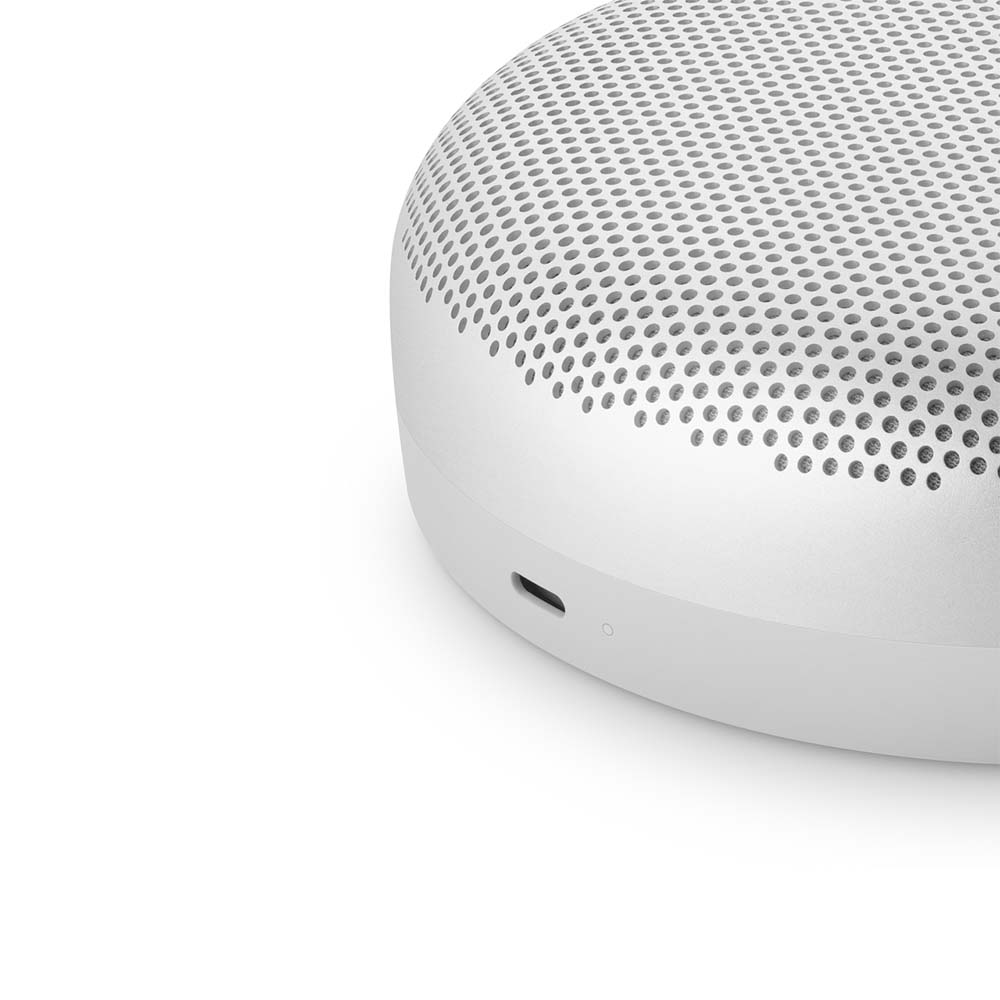 Акустика B&O Beosound A1 2nd Gen